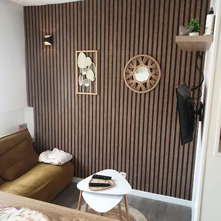 L'hirondelle Apartment *