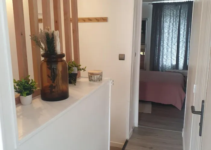 L'hirondelle プレ＝アン＝パイル＝サン＝サンソン