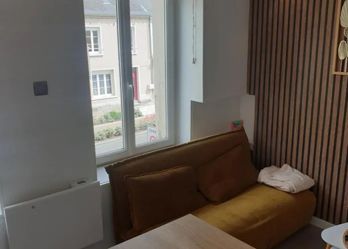 L'hirondelle アパート